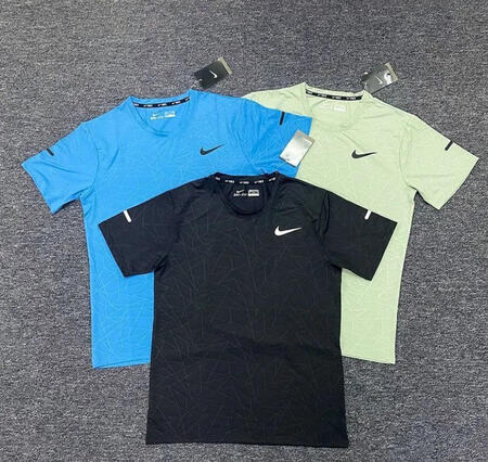 T-shirt running nike